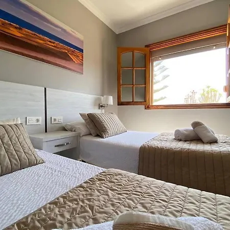 2 With Private Pool At Diaz Aleman 別荘