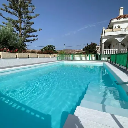 2 With Private Pool At Diaz Aleman *