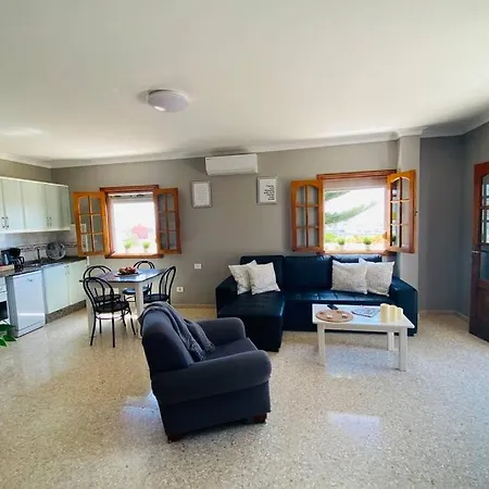 2 With Private Pool At Diaz Aleman *