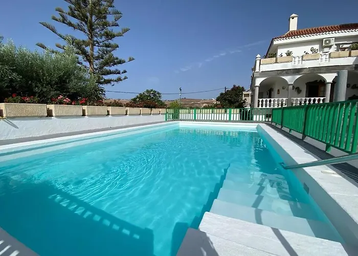 2 With Private Pool At Diaz Aleman *